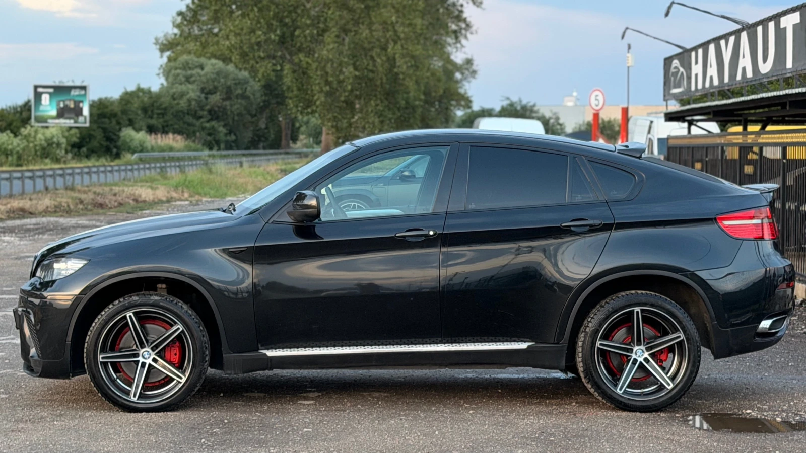 BMW X6 40d= xDrive= M-performance= 3xTV= Face= CarPlay= , снимка 8 - Автомобили и джипове - 54753751