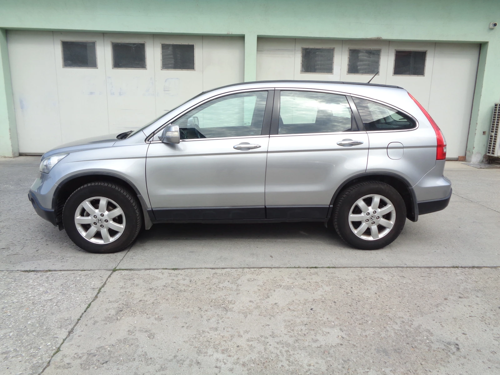Honda Cr-v 2.2CTDI-4X4-BARTER-LIZING, снимка 7 - Автомобили и джипове - 55147559