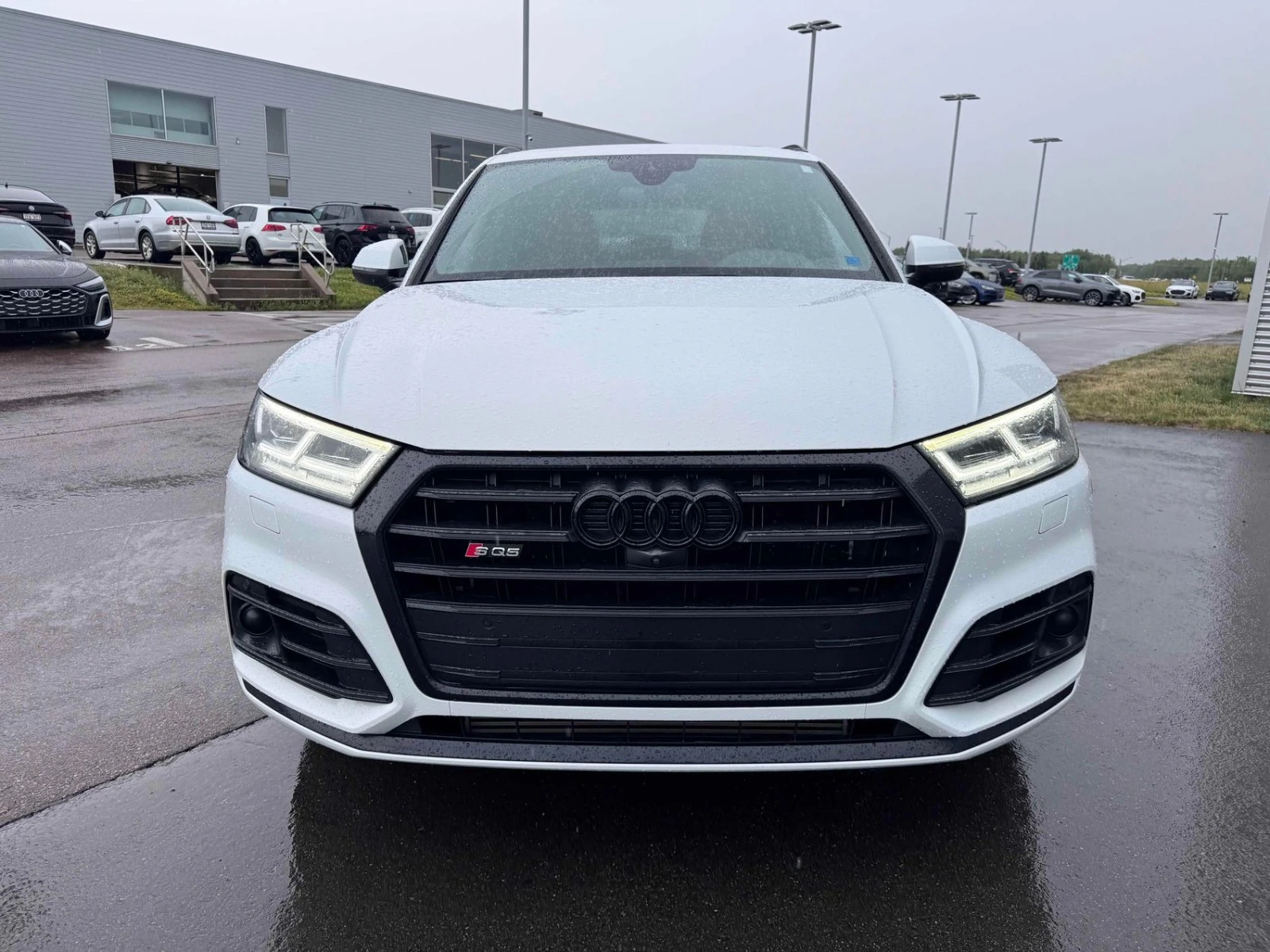 Audi SQ5 TECHNIK ЦЕНА ДО БЪЛГАРИЯ РЕГИСТРАЦИЯ & АВТОКРЕДИТ, снимка 2 - Автомобили и джипове - 55486651