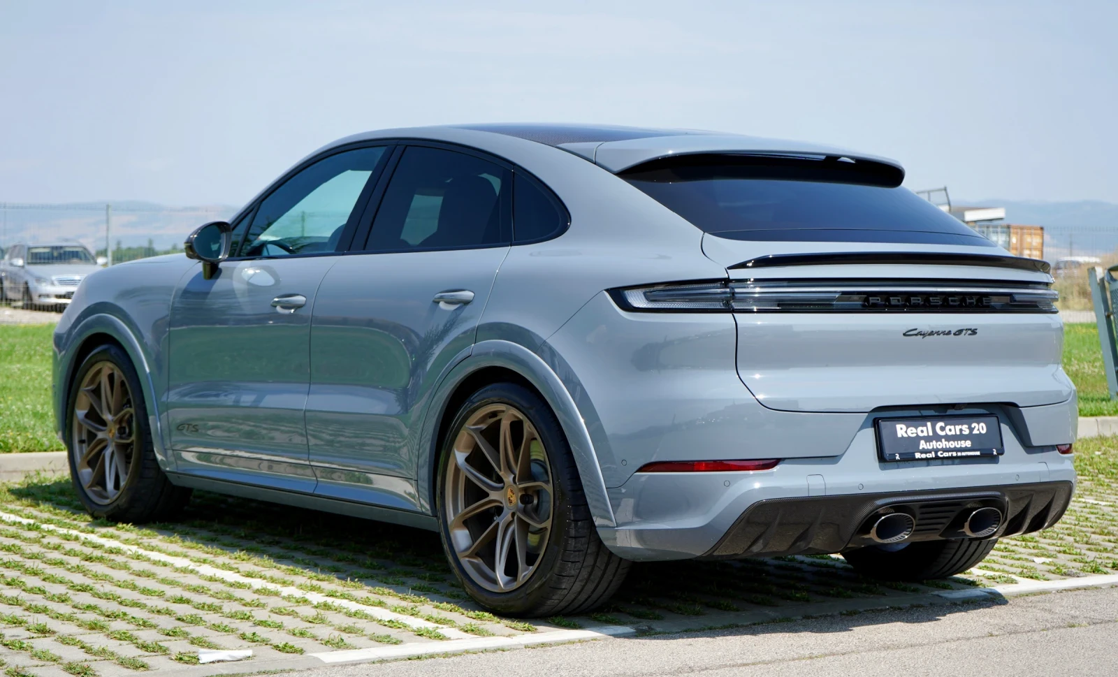 Porsche Cayenne * GTS* Coupe* TurboGTPack* HUD* Carbon* Distr* 360, снимка 6 - Автомобили и джипове - 55787436