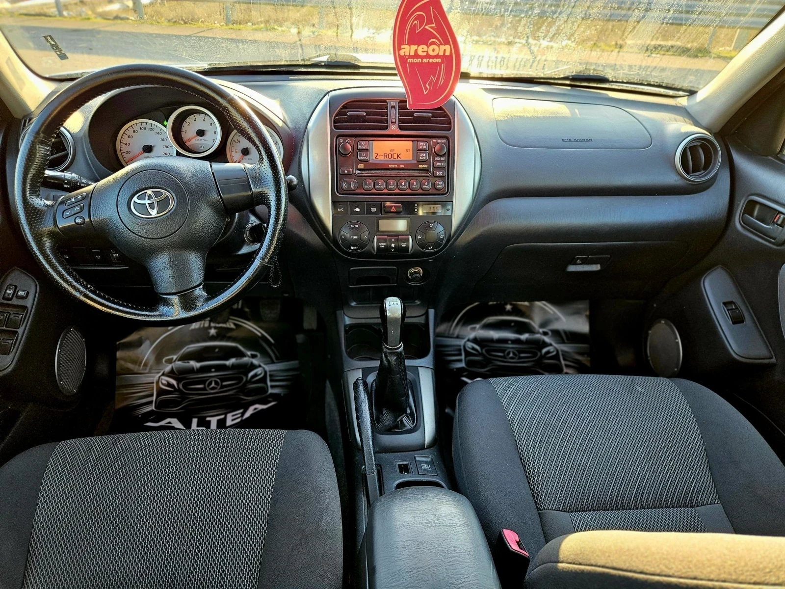 Toyota Rav4, снимка 10 - Автомобили и джипове - 55849634