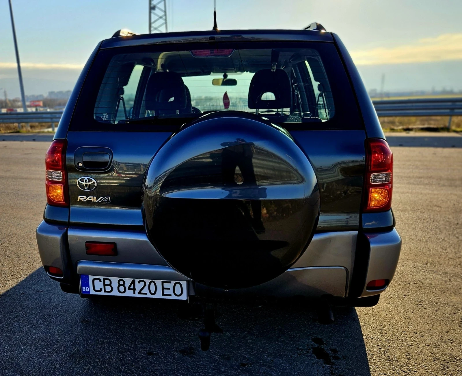Toyota Rav4, снимка 7 - Автомобили и джипове - 55849634