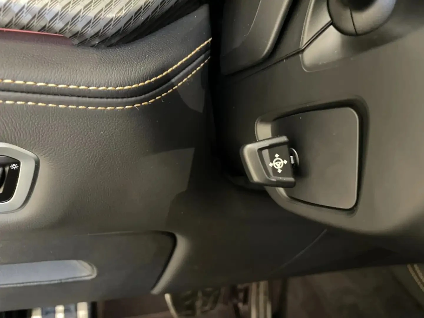 BMW X6 M 4.4 V8 Competition xDrive  | Mobile.bg � ����������� 7