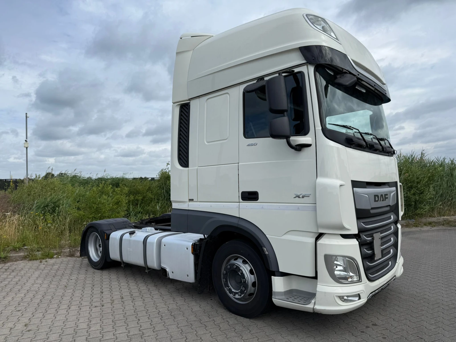 Daf XF 450, Mega - изображение 2