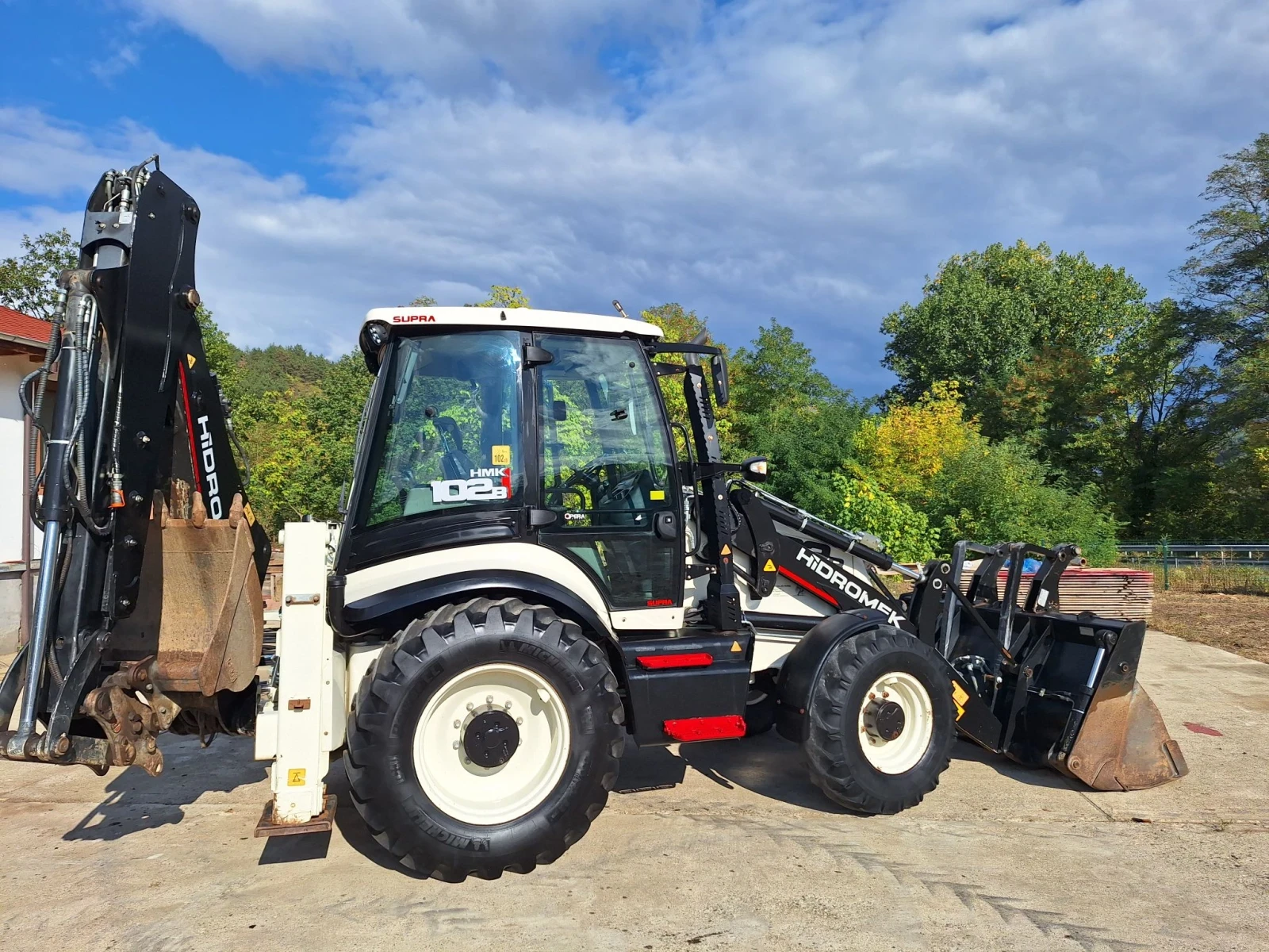 Багер Hidromek 102, снимка 2 - Индустриална техника - 56317495