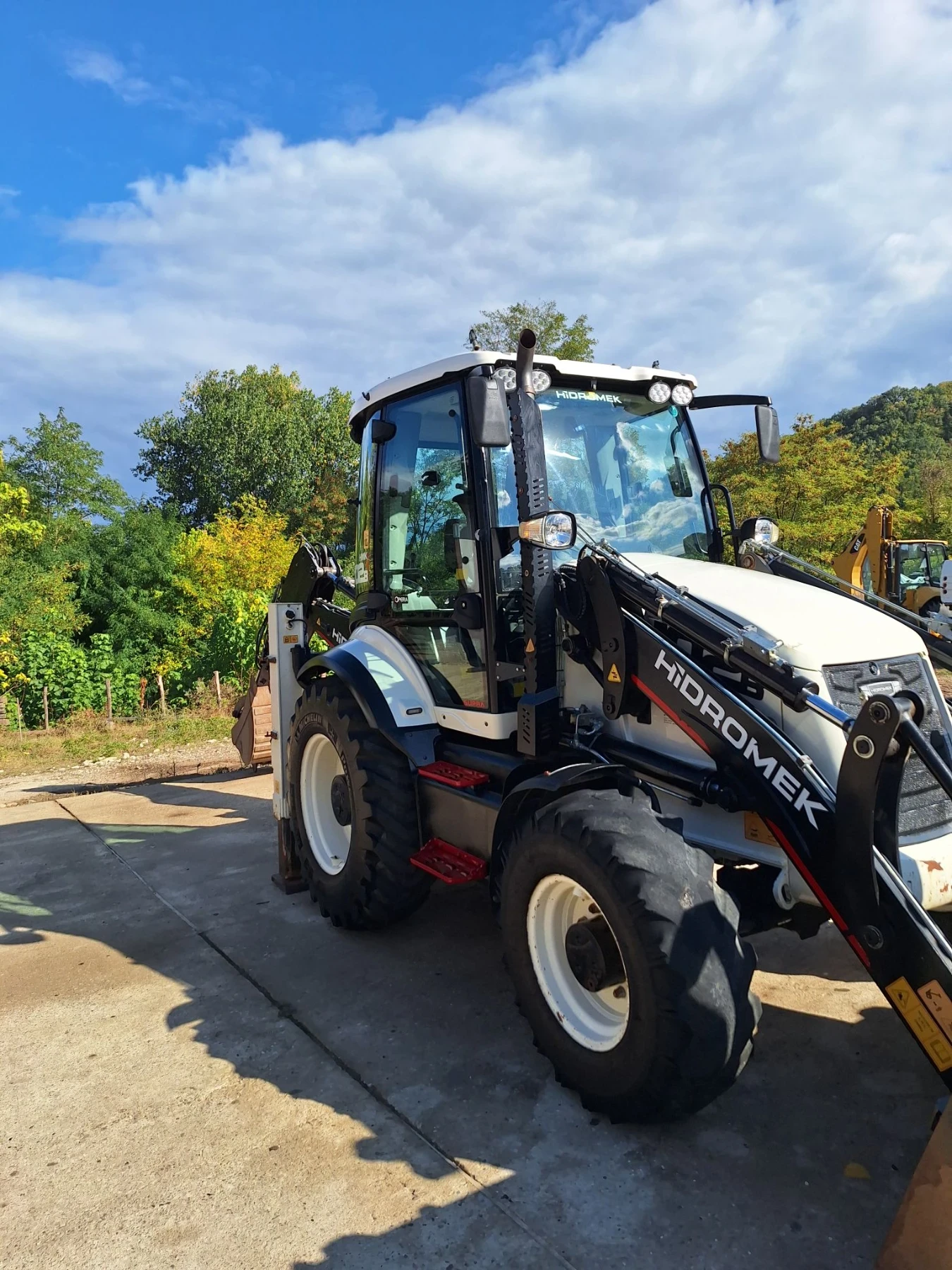 Багер Hidromek 102, снимка 8 - Индустриална техника - 56317495