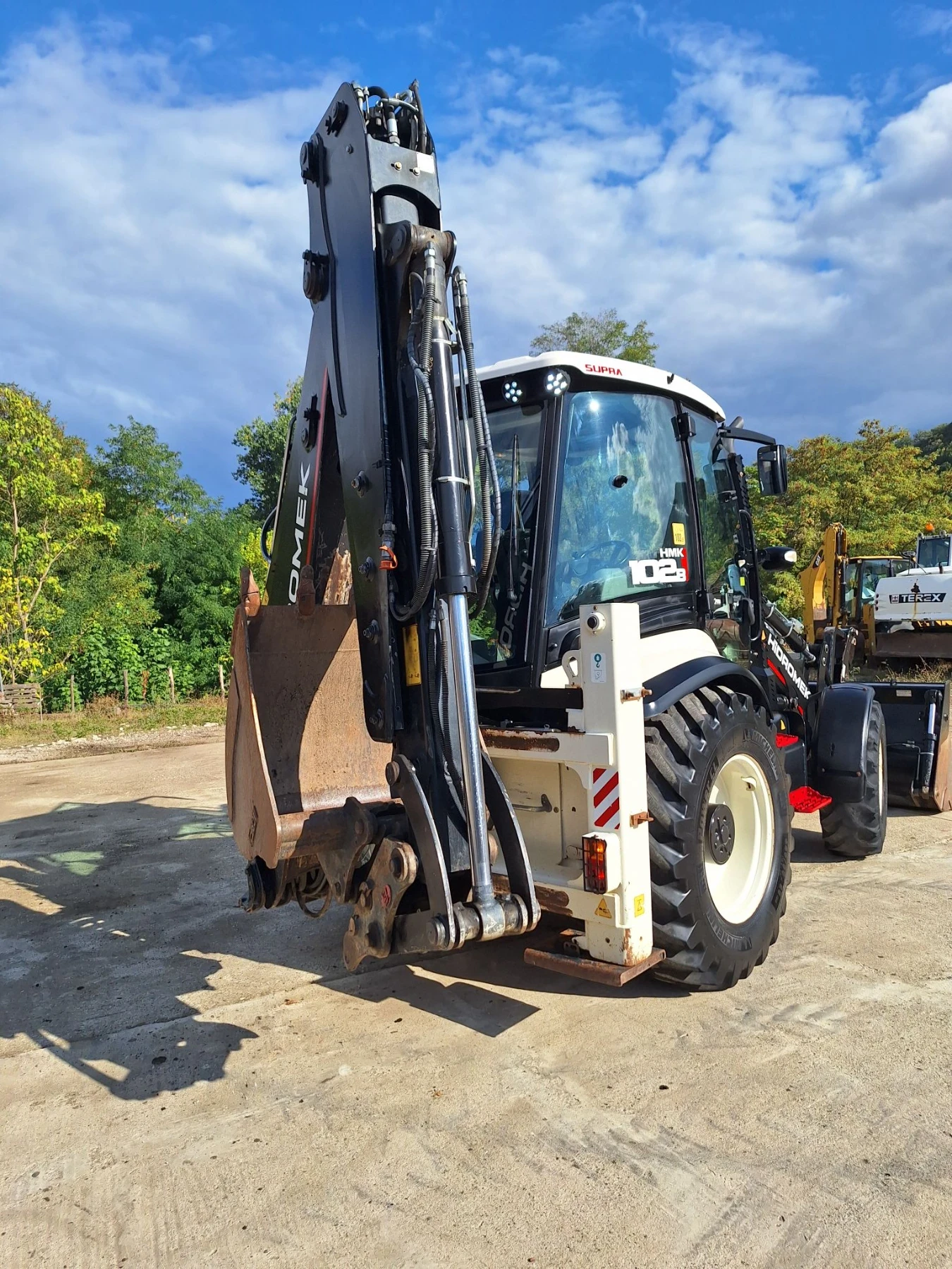 Багер Hidromek 102, снимка 4 - Индустриална техника - 56317495