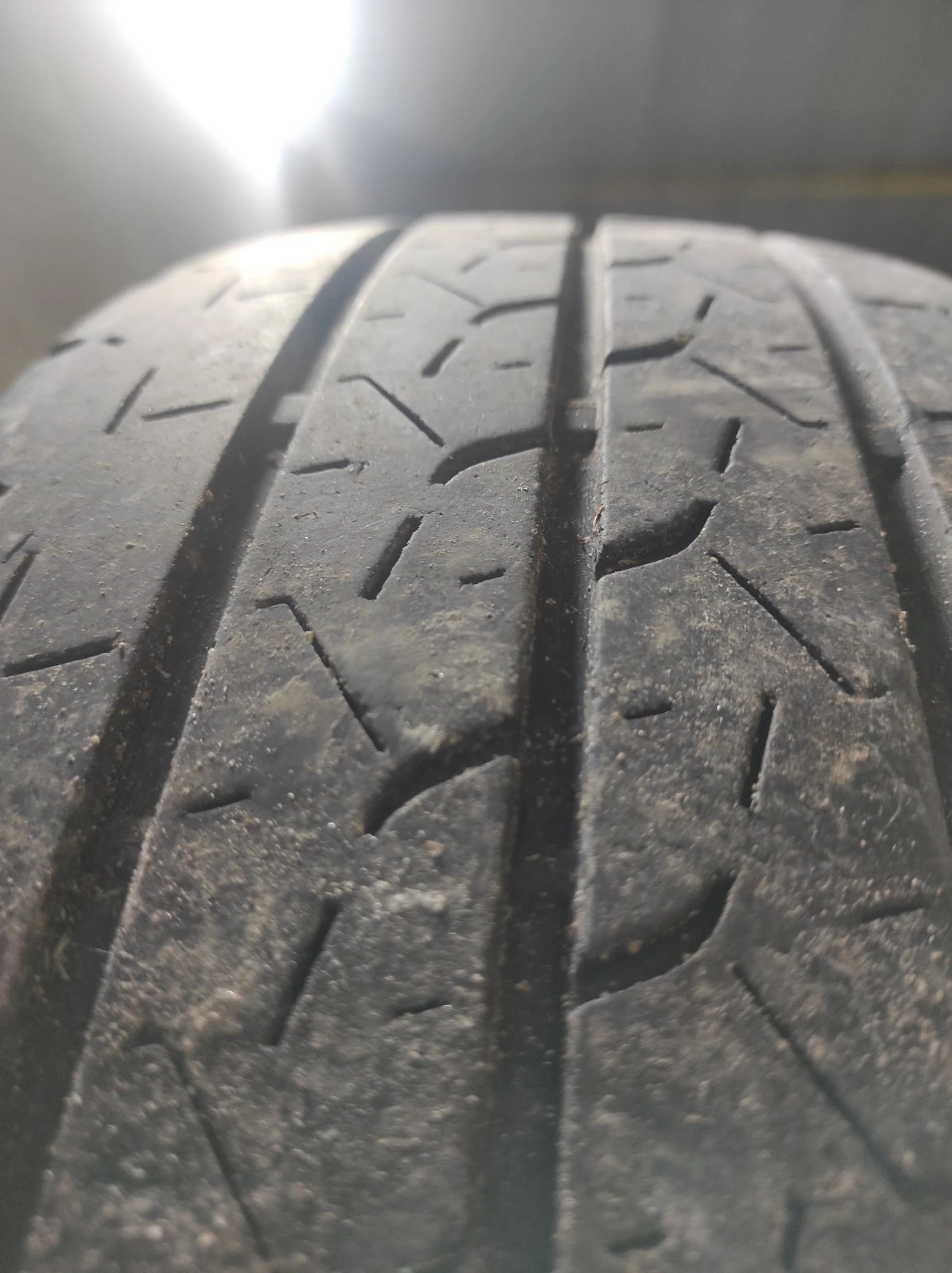 Гуми с джанти Bridgestone 225/65R16, снимка 7 - Гуми и джанти - 53864407