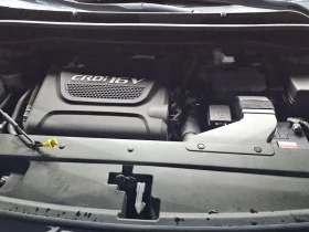 Kia Carnival 2.2 CRDI, снимка 6