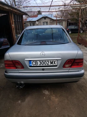 Mercedes-Benz E 200, снимка 2