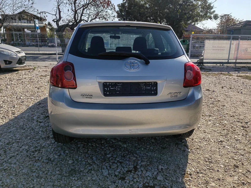 Toyota Auris, снимка 5 - Автомобили и джипове - 47923490