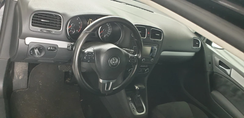 VW Golf 1.4, снимка 3 - Автомобили и джипове - 49039210