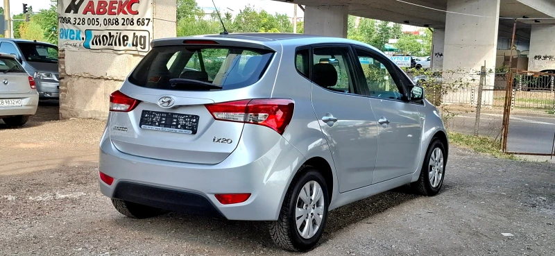 Hyundai Ix20, снимка 5 - Автомобили и джипове - 51041310