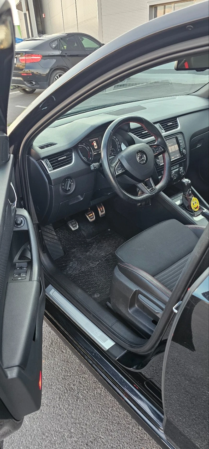 Skoda Octavia, снимка 8 - Автомобили и джипове - 52880768