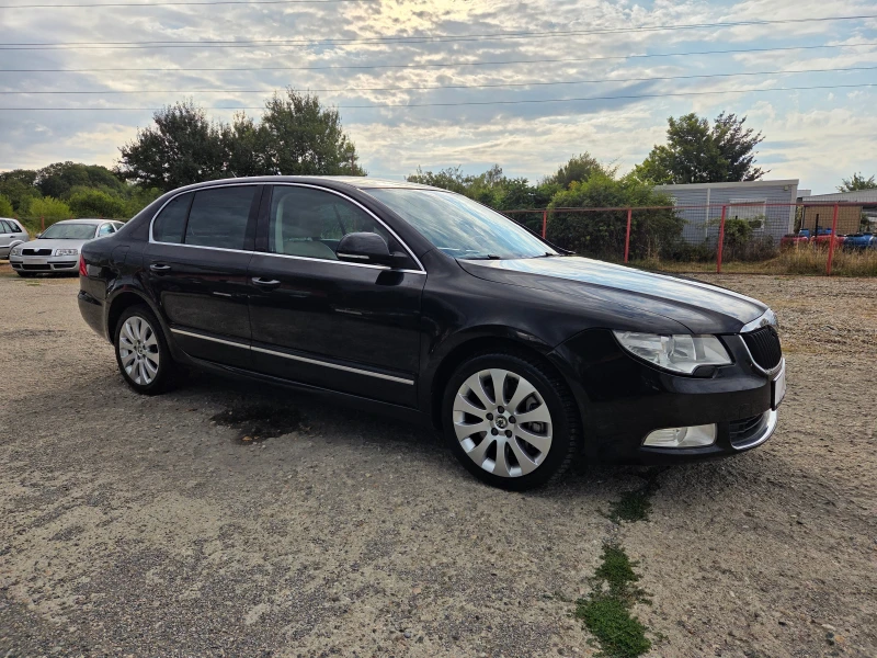 Skoda Superb 3.6/V6/4x4/DSG/NAVI, снимка 3 - Автомобили и джипове - 51481489
