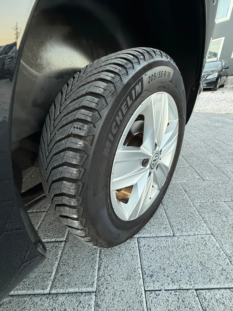 VW Caddy 5местен/Maxi/Нов внос от Белгия!, снимка 11 - Автомобили и джипове - 52328476