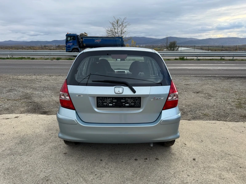 Honda Jazz 1.4i 181700km.100/%, снимка 6 - Автомобили и джипове - 52333754