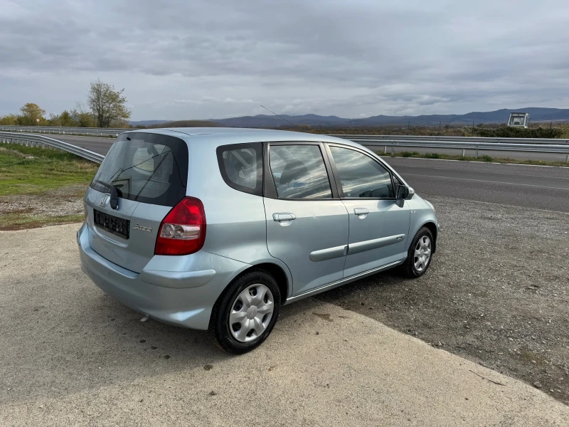 Honda Jazz 1.4i 181700km.100/%, снимка 4 - Автомобили и джипове - 52333754
