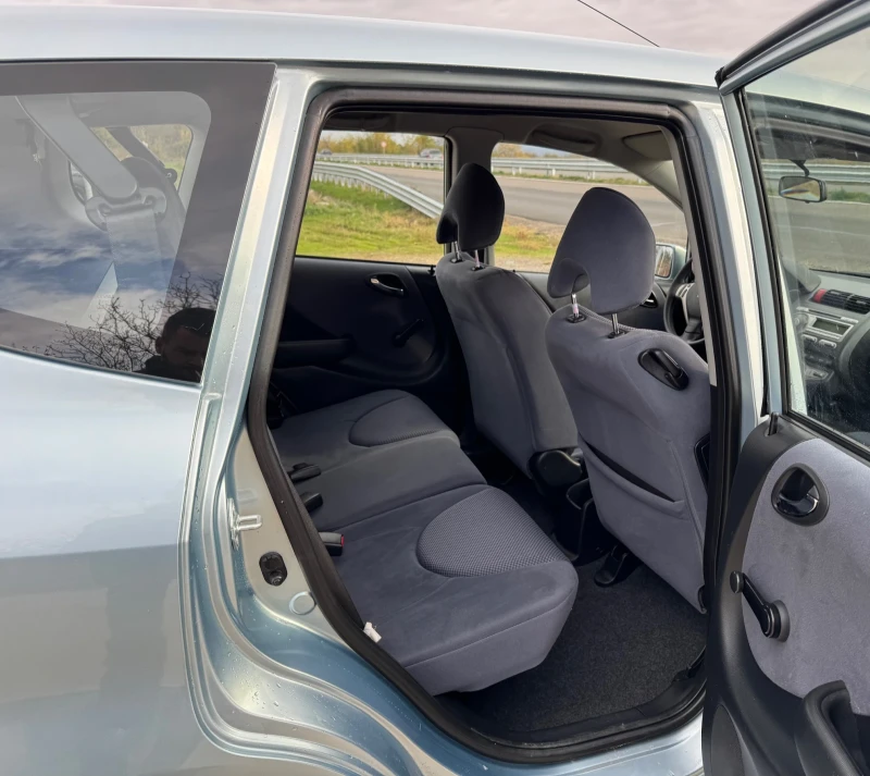 Honda Jazz 1.4i 181700km.100/%, снимка 13 - Автомобили и джипове - 52333754