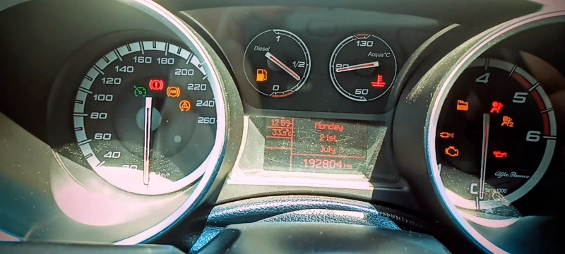 Alfa Romeo Giulietta JTDM-2, снимка 9 - Автомобили и джипове - 52360580