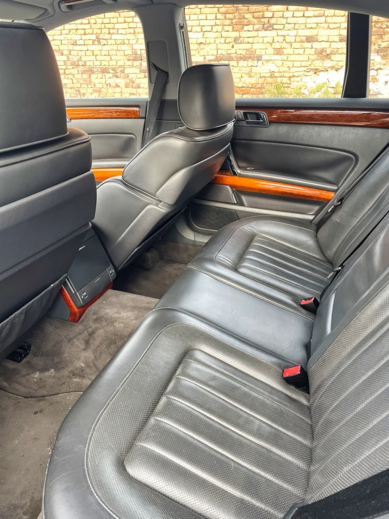 VW Phaeton 4.2 V8 | Газ/бензин | Обслужена, снимка 9 - Автомобили и джипове - 52708412