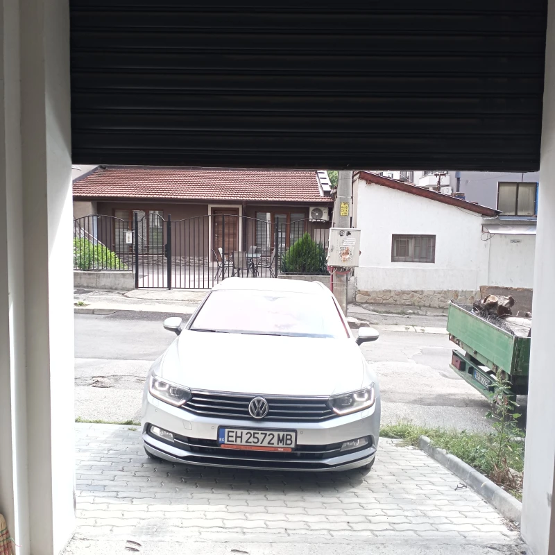 VW Passat хай лайн, снимка 2 - Автомобили и джипове - 52792172