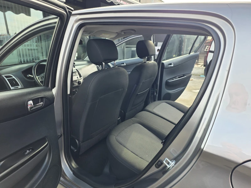 Hyundai I20 1.4i-100к.с- EURO 5b-АВТОМАТИК-ШВЕЙЦАРИЯ, снимка 15 - Автомобили и джипове - 52865067