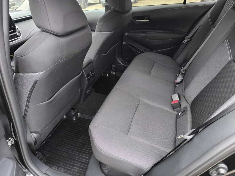 Toyota Corolla 1.8 HYBRID, снимка 10 - Автомобили и джипове - 52873376