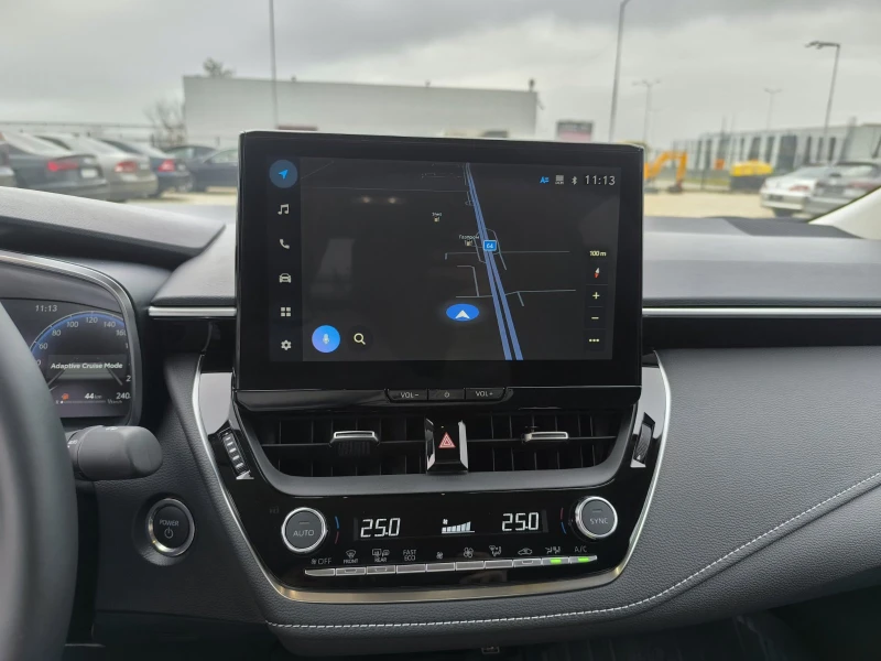 Toyota Corolla 1.8 HYBRID, снимка 12 - Автомобили и джипове - 52873376