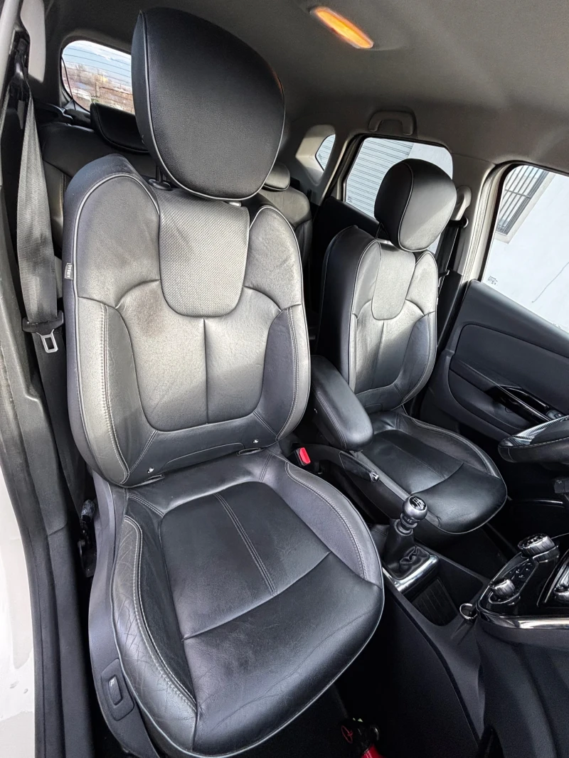 Renault Captur 1.5 DCi* FULL EXTRA* 134 000 KM* COC* KTEO, снимка 12 - Автомобили и джипове - 53344956