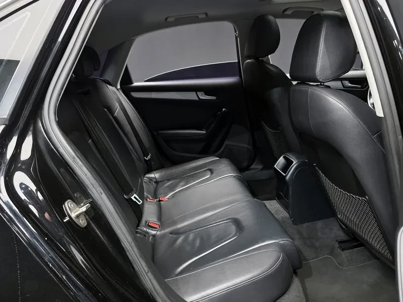 Audi A4 2.0 TDI B8, снимка 12 - Автомобили и джипове - 53267614