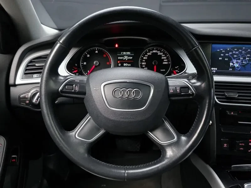 Audi A4 2.0 TDI B8, снимка 13 - Автомобили и джипове - 53267614