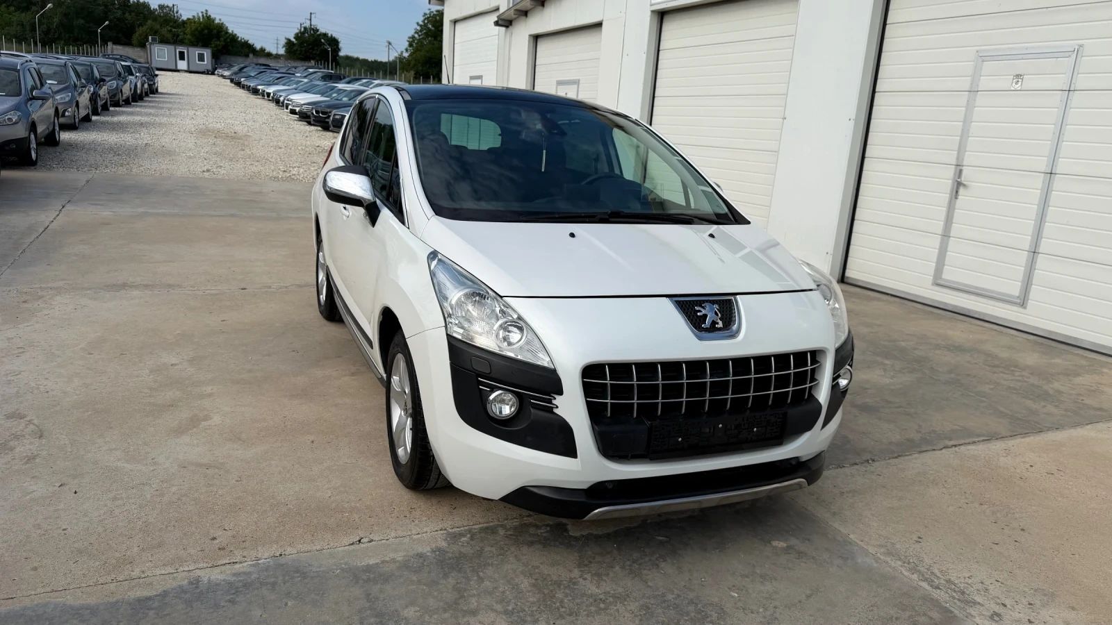 Peugeot 3008 1.6hdi * Head Up* Panorama* Navi* UNIKAT* , снимка 12 - Автомобили и джипове - 43666783