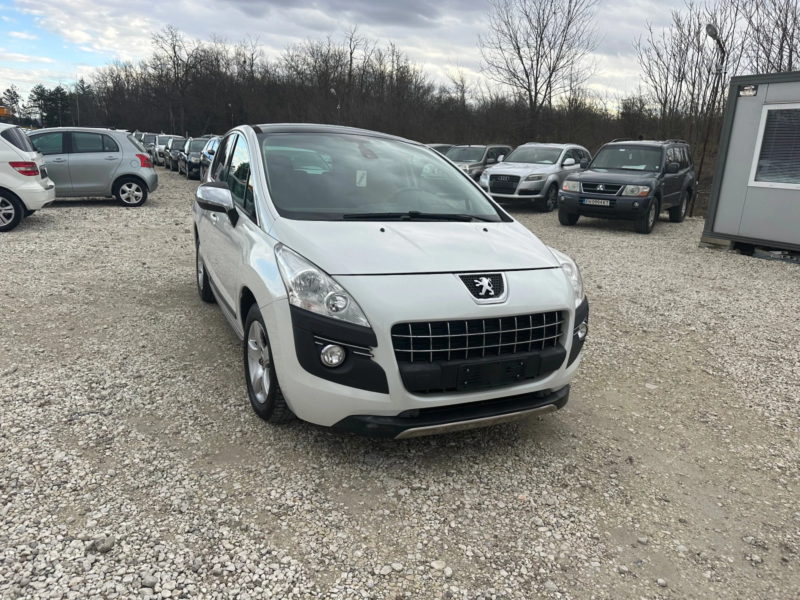 Peugeot 3008 1.6hdi *Head Up*Panorama*Navi*UNIKAT* - изображение 10