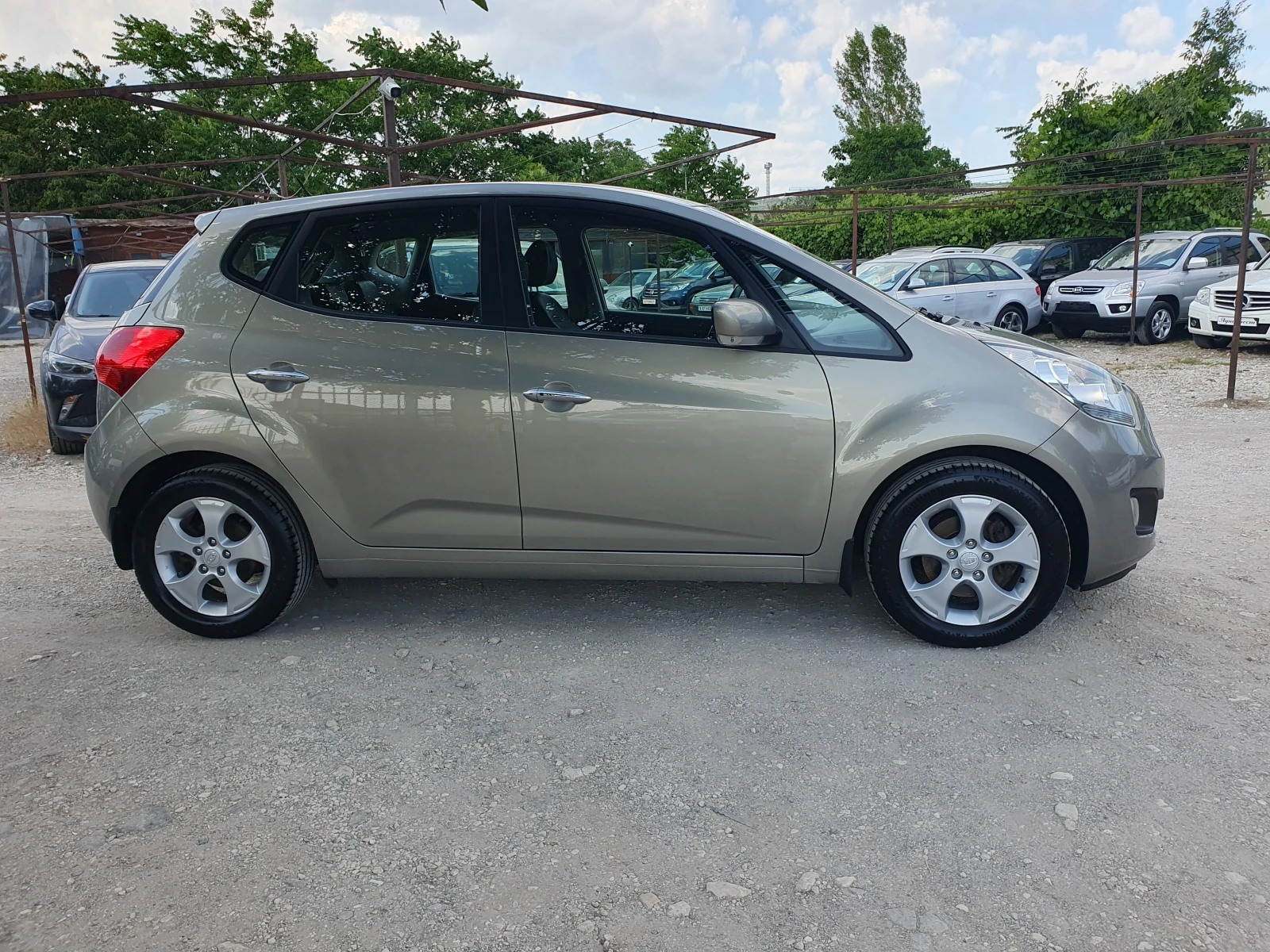 Kia Venga 1.7 crdi KEYLESS GO Подгрев на Седалките - изображение 5