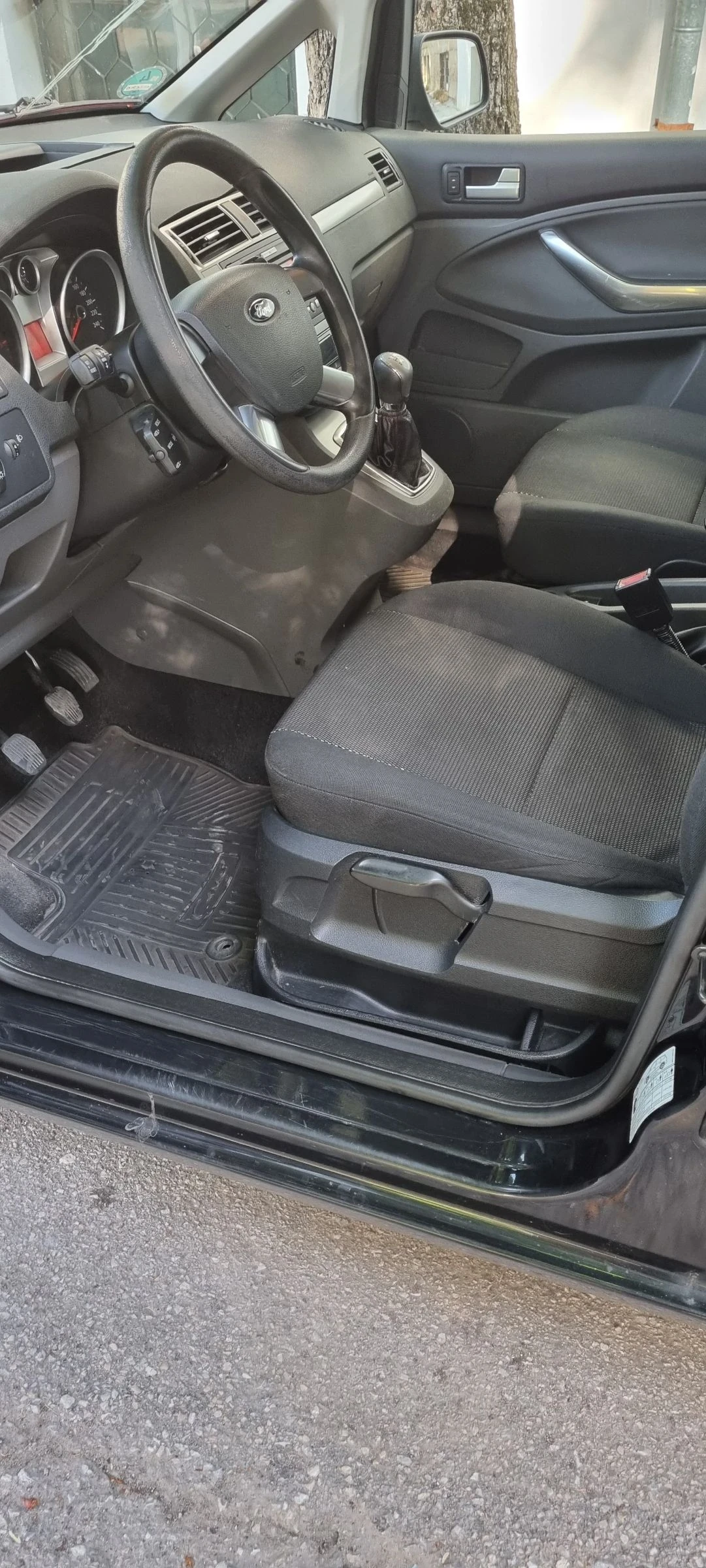 Ford C-max 1.6д - изображение 7