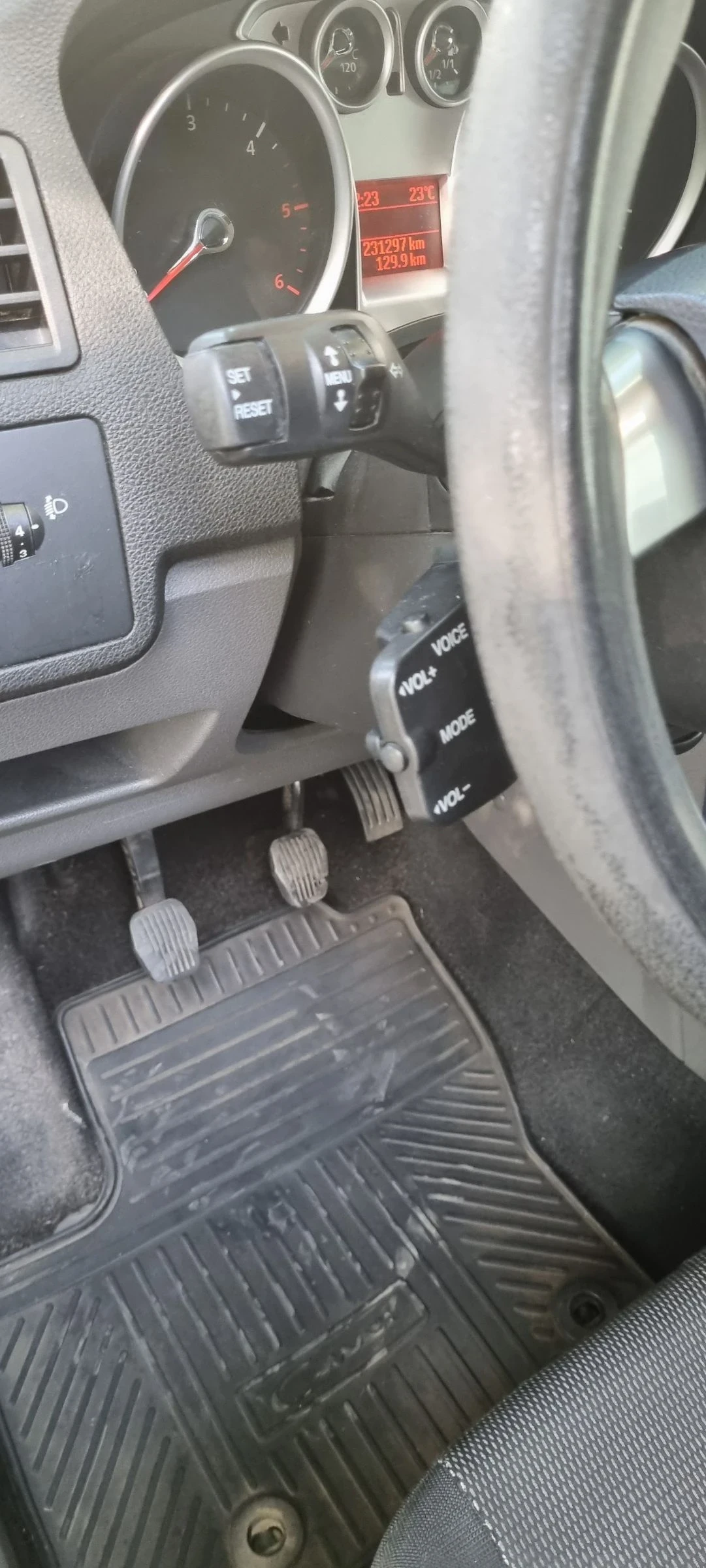 Ford C-max 1.6д - изображение 5