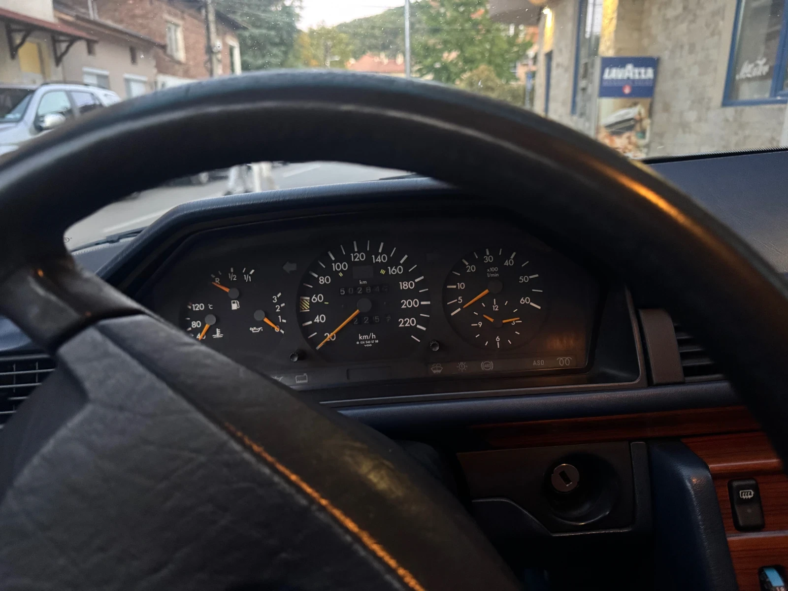 Mercedes-Benz E 300 300 TD!!!Първи собственик!!! - изображение 8