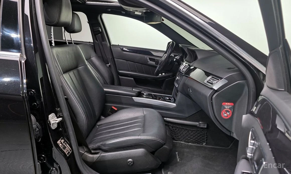 Mercedes-Benz E 220  - изображение 10