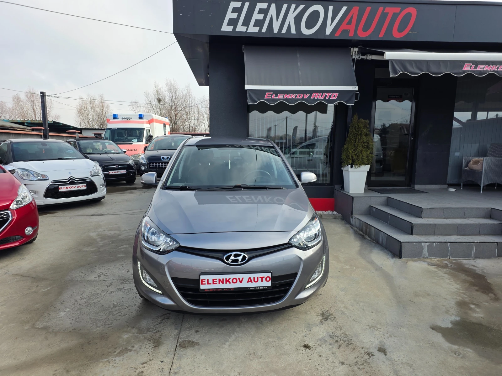 Hyundai I20 1.4i-100к.с- EURO 5b-АВТОМАТИК-ШВЕЙЦАРИЯ - изображение 2
