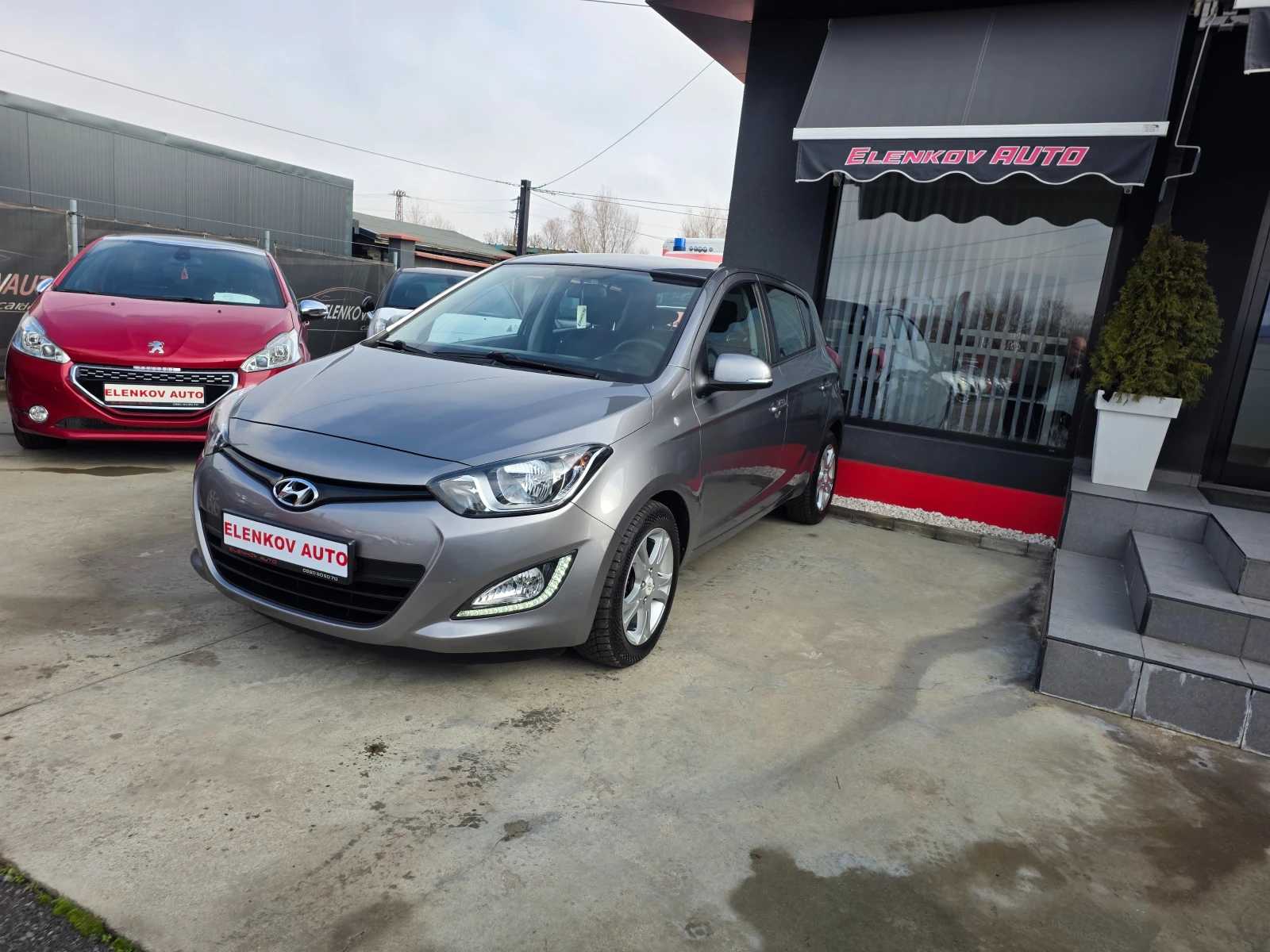 Hyundai I20 1.4i-100к.с- EURO 5b-АВТОМАТИК-ШВЕЙЦАРИЯ - изображение 3