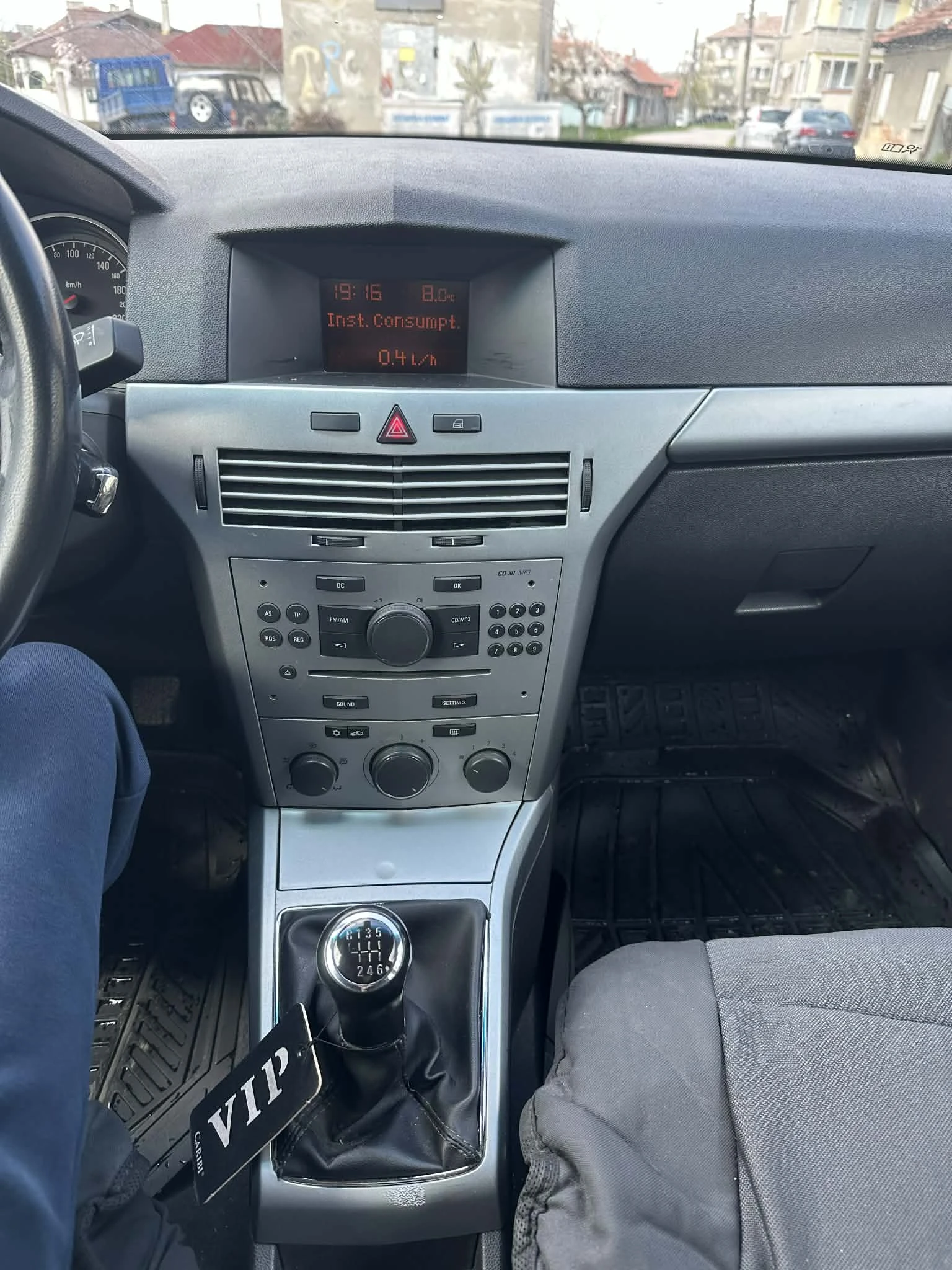 Opel Astra 1.7 CDTI, снимка 11 - Автомобили и джипове - 54966764