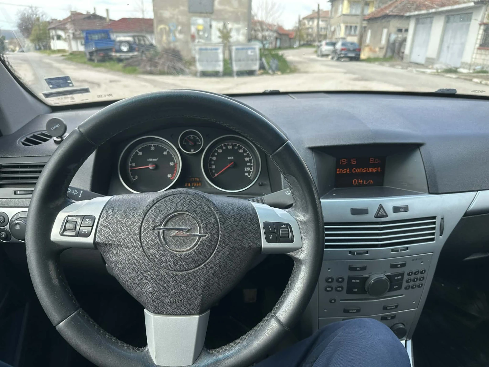 Opel Astra 1.7 CDTI, снимка 5 - Автомобили и джипове - 54966764