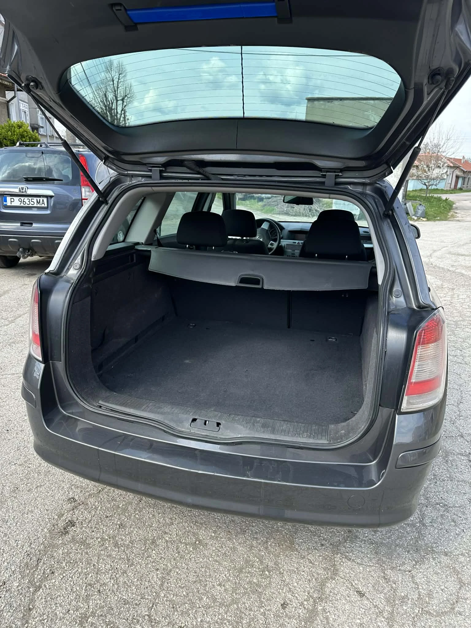 Opel Astra 1.7 CDTI, снимка 4 - Автомобили и джипове - 54966764