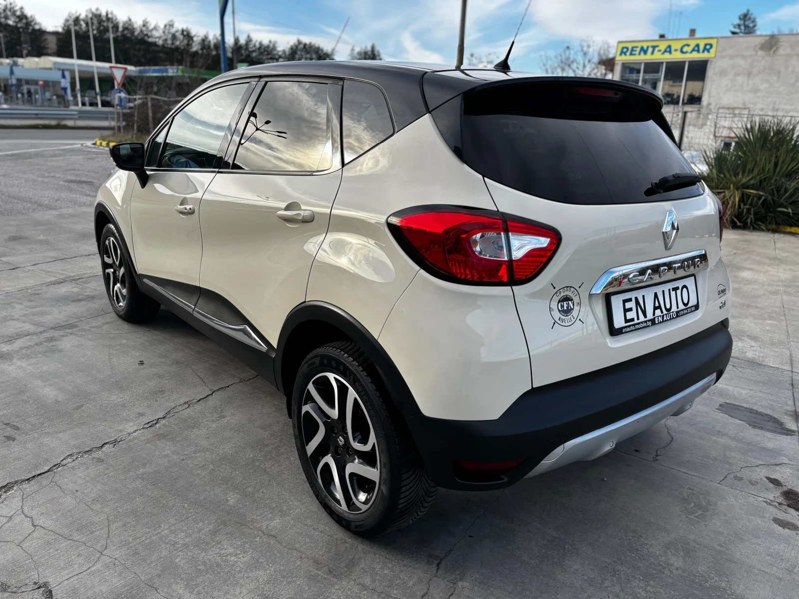 Renault Captur 1.5 DCi* FULL EXTRA* 134 000 KM* COC* KTEO - изображение 6