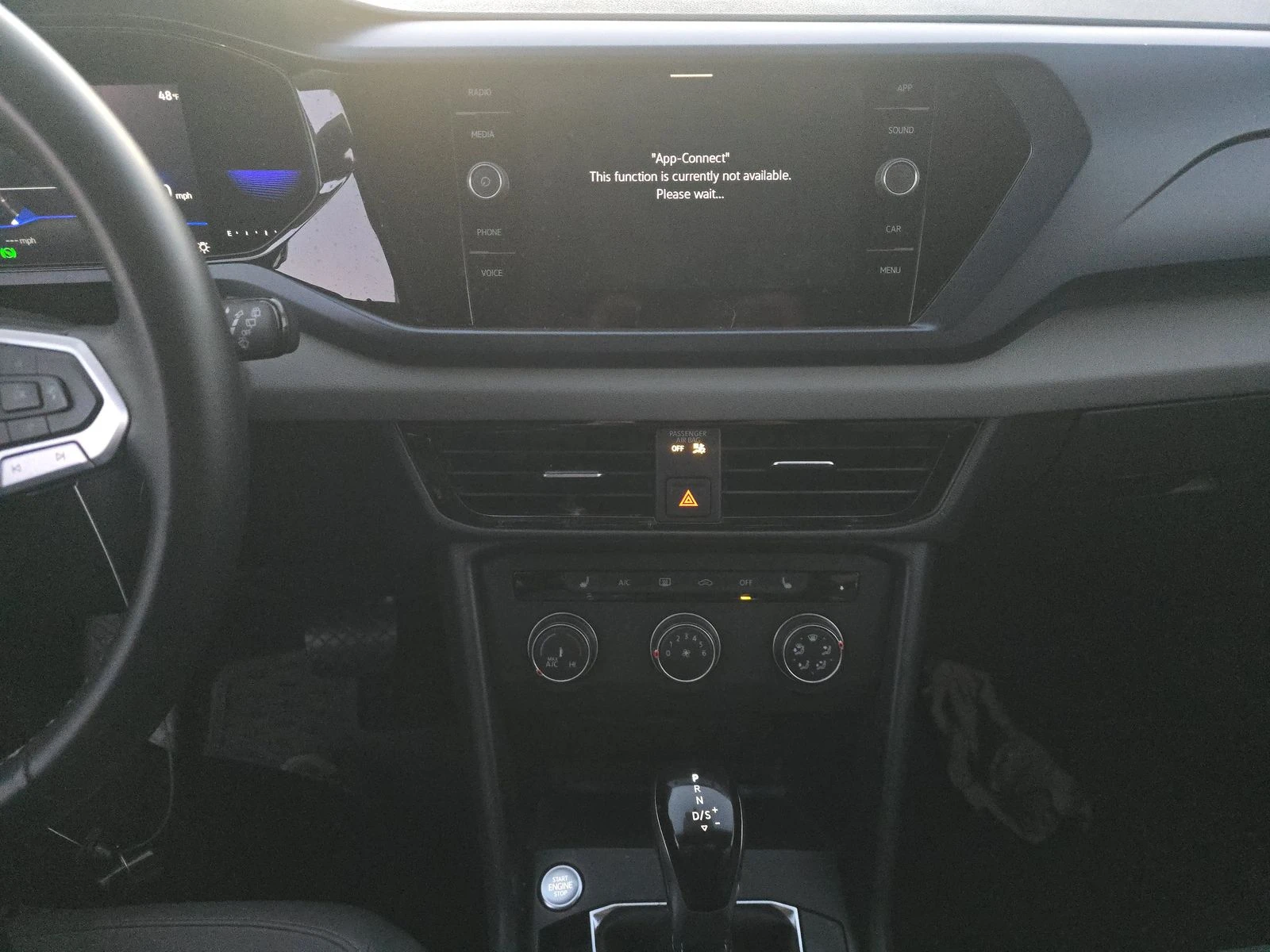 VW Taos SE, снимка 10 - Автомобили и джипове - 53826324