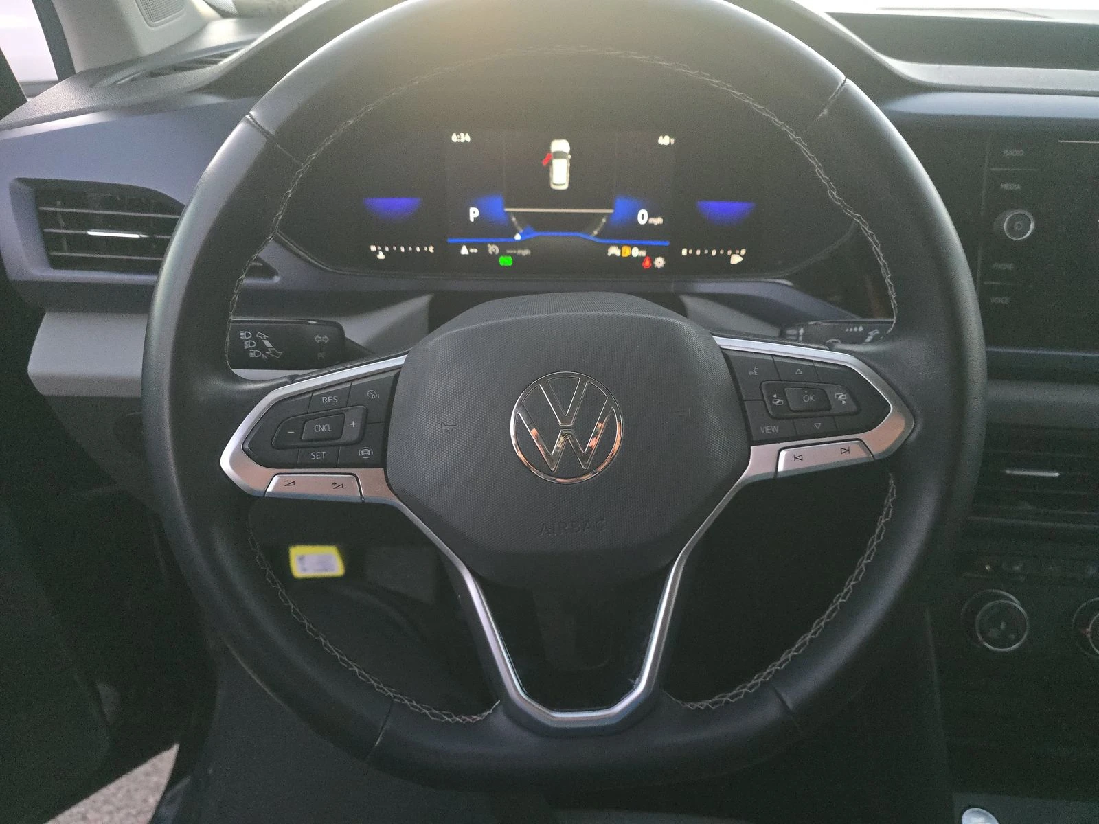 VW Taos SE, снимка 8 - Автомобили и джипове - 53826324