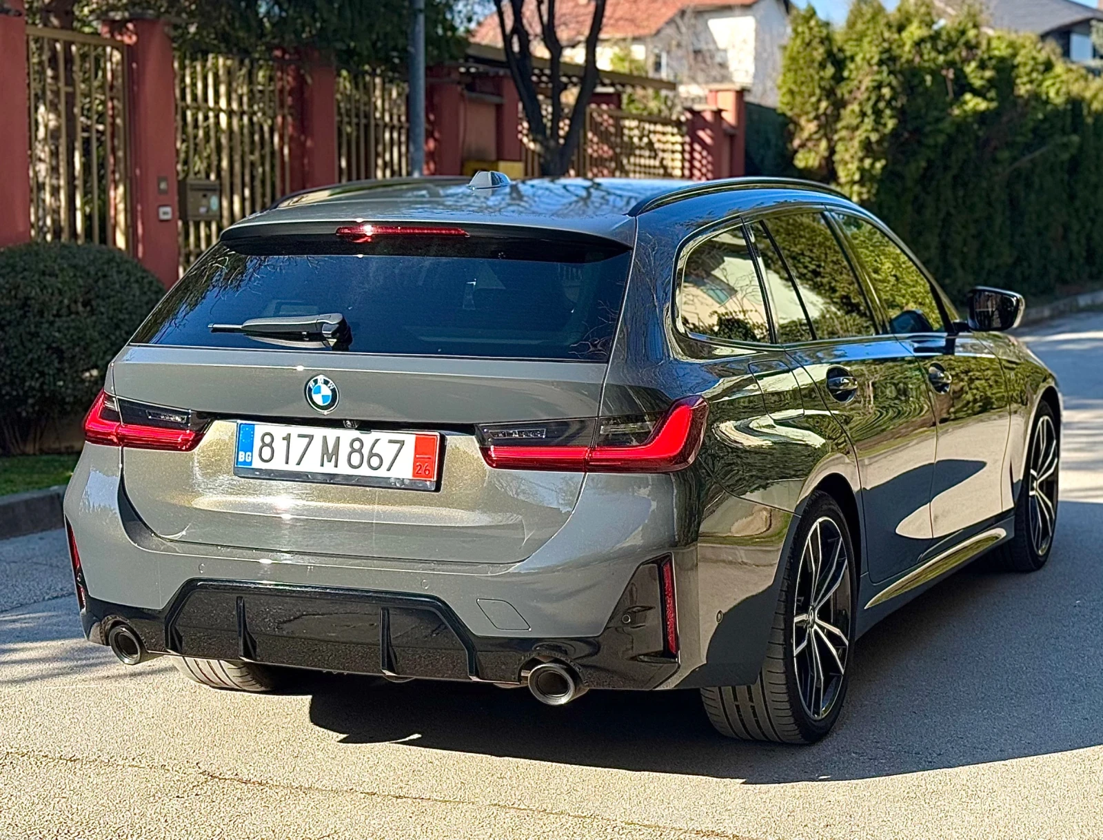 BMW 330 xDrive/KEYLESS/HEADUP/360CAM/LASER, снимка 5 - Автомобили и джипове - 53848841