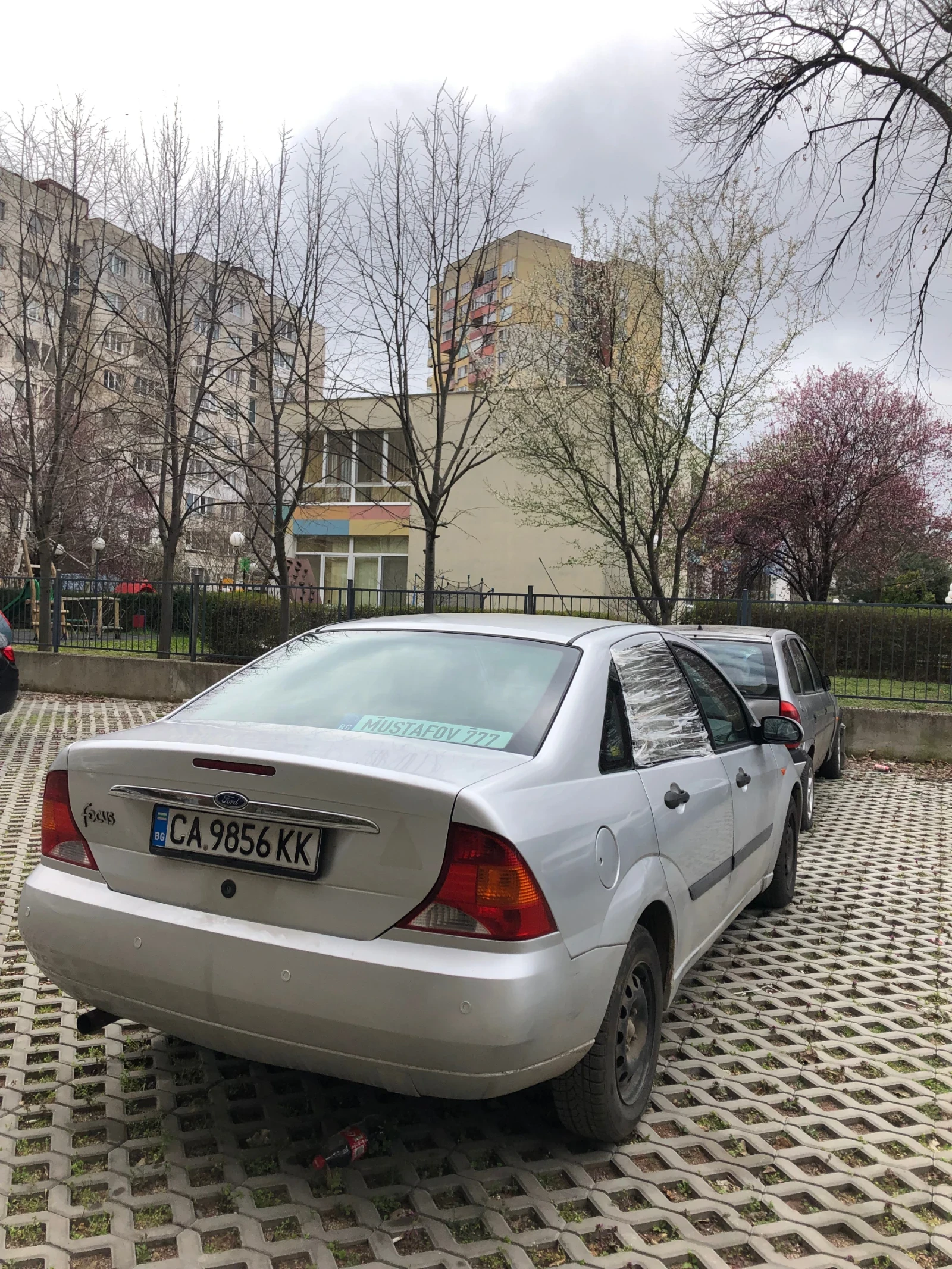 Ford Focus Седан, снимка 4 - Автомобили и джипове - 54032268