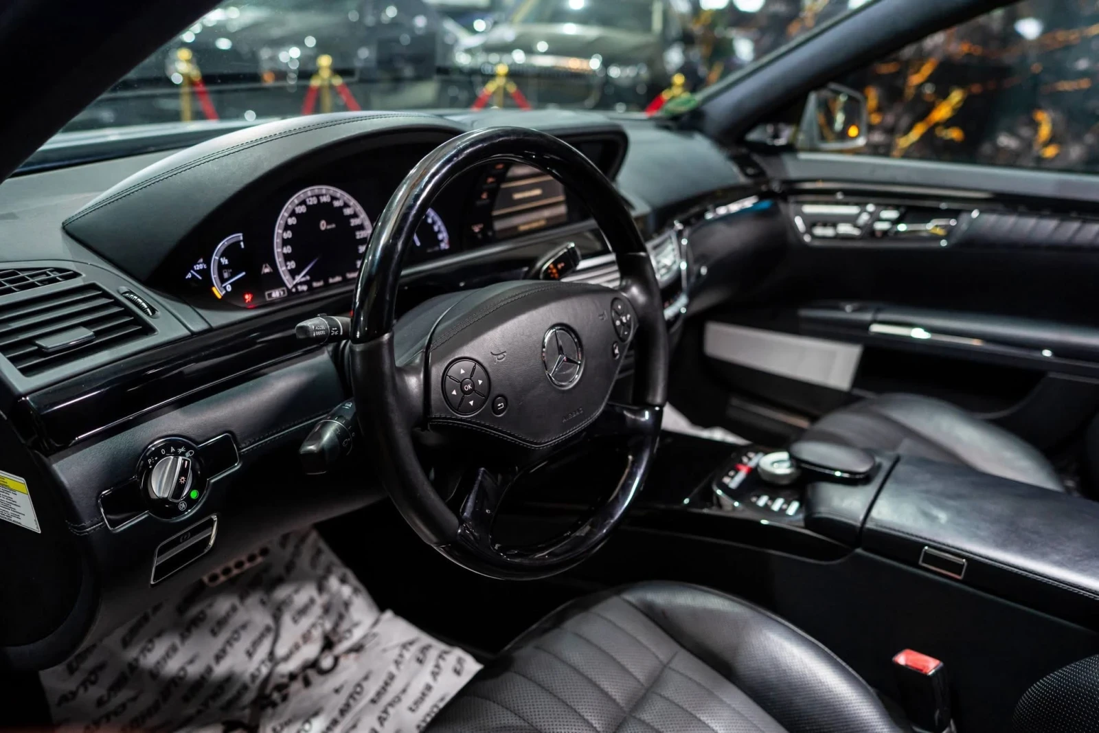 Mercedes-Benz S 550 4MATIC LONG FACELIFT ПАНО B&O 3XTV ЛИЗИНГ 100%, снимка 12 - Автомобили и джипове - 54204016